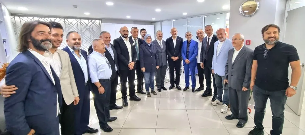 Basında Özdil Modern kurucusu Mehmet Özdil