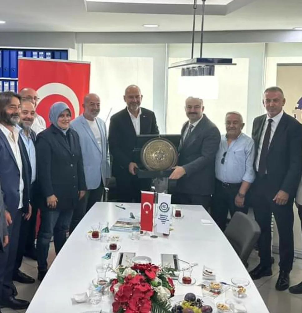 Basında Özdil Modern kurucusu Mehmet Özdil