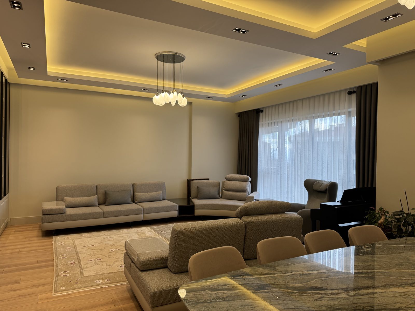 Limonlu Bahçe Konakları 4+1 Ev — Salon ve yemek alanı